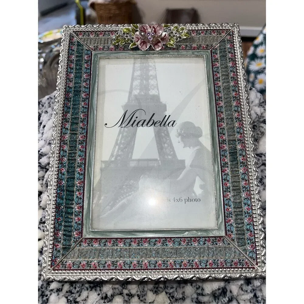 Miabella Metal Ribbon Floral 4x6 Girly Picture Frame
